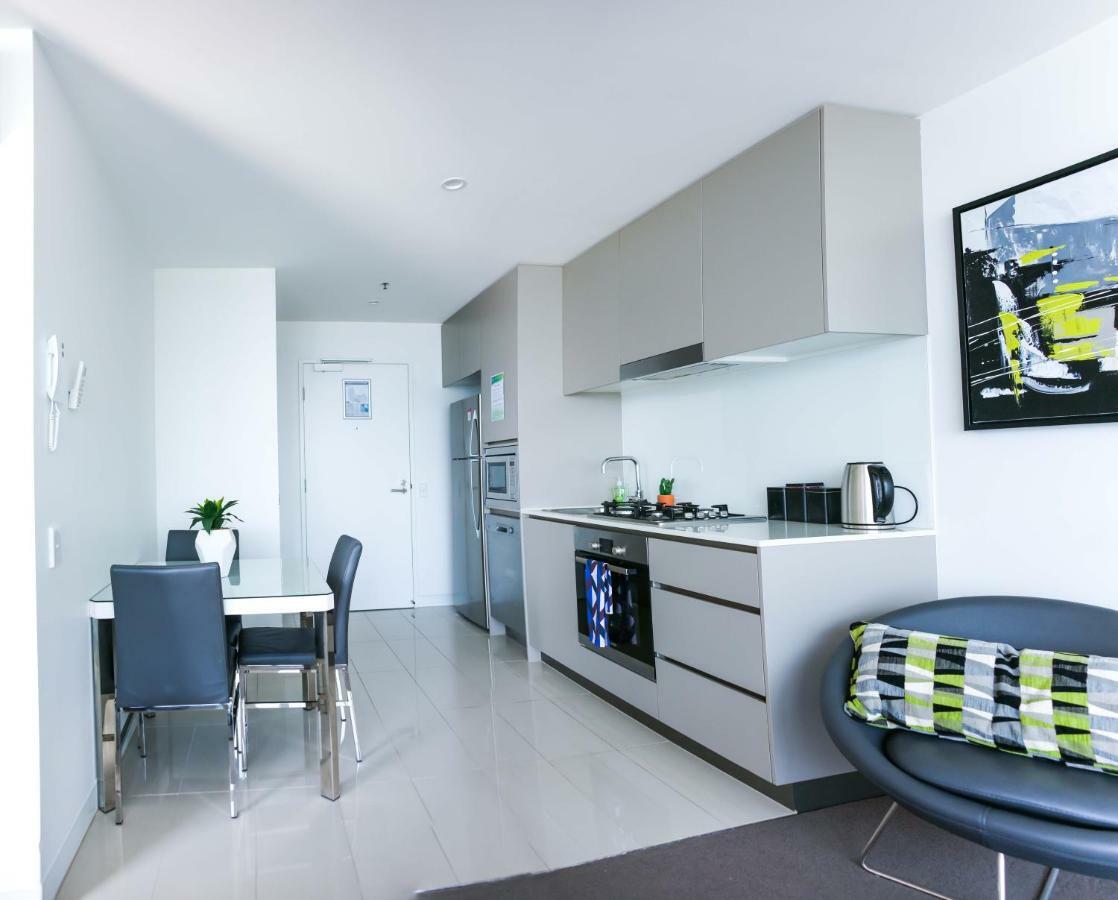 Serain Residences On Surfers โกลด์โคสต์ ภายนอก รูปภาพ